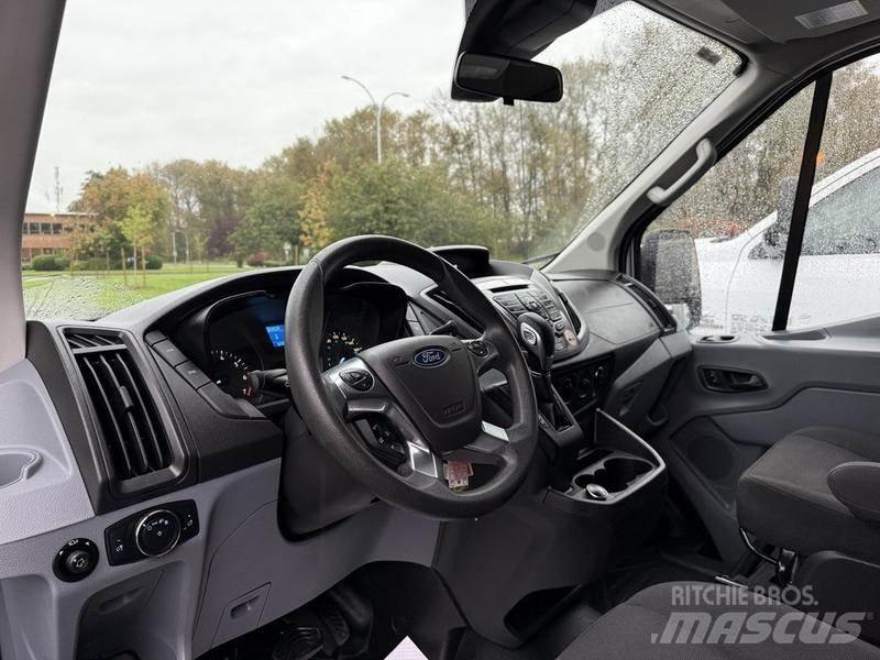 Ford Transit Osobní vozy