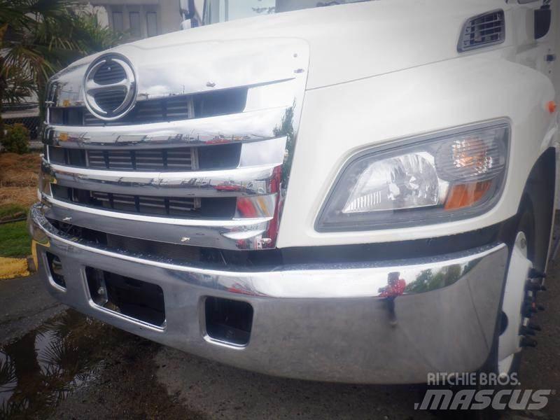 Hino 308 Komunální / Multi-užitková vozidla