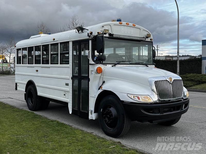 International 4200 Minibusy