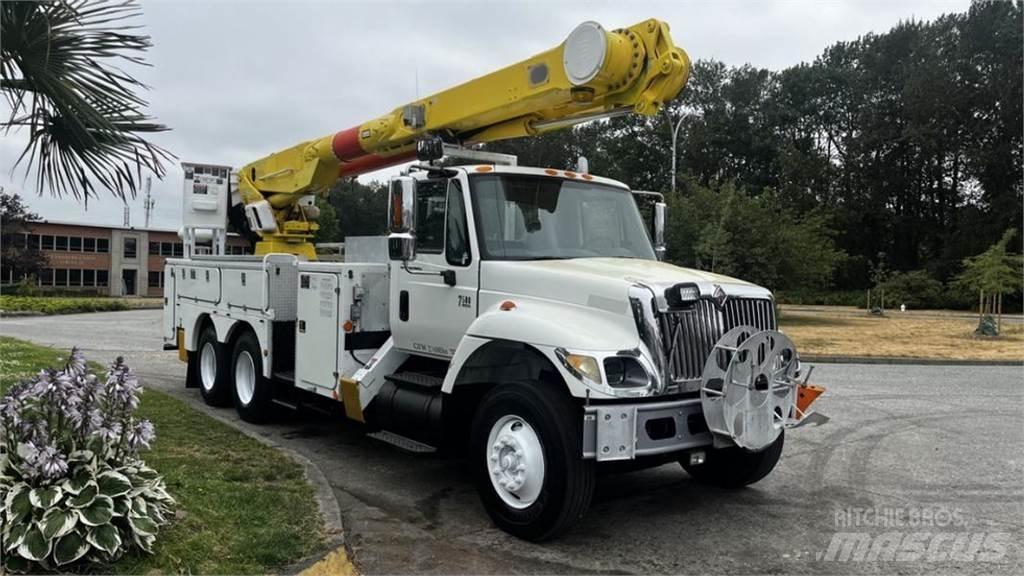 International 7500 Další