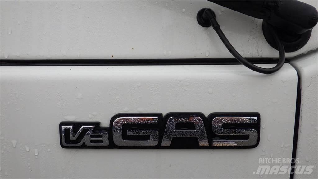 Isuzu NPR Valníky/Sklápěcí bočnice