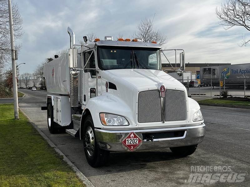 Kenworth T300 Cisternové vozy