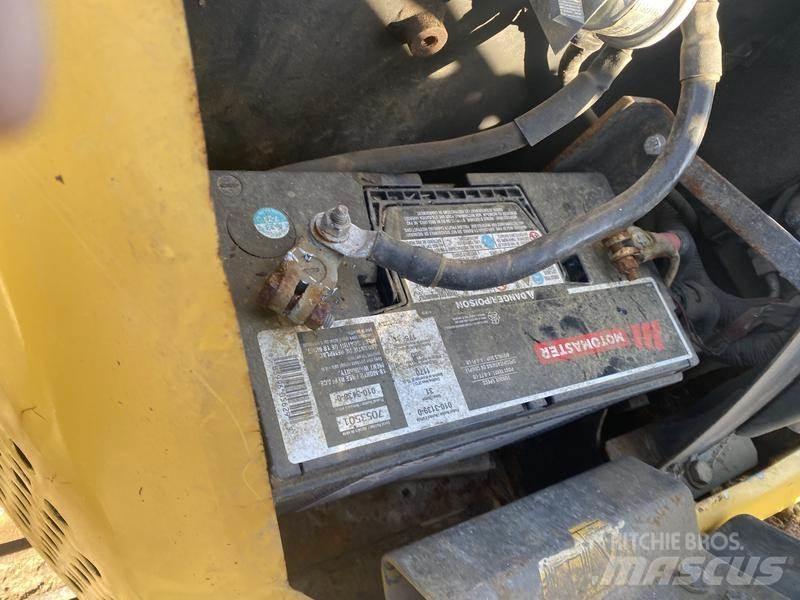 Komatsu PC55MR2 Pásová rýpadla