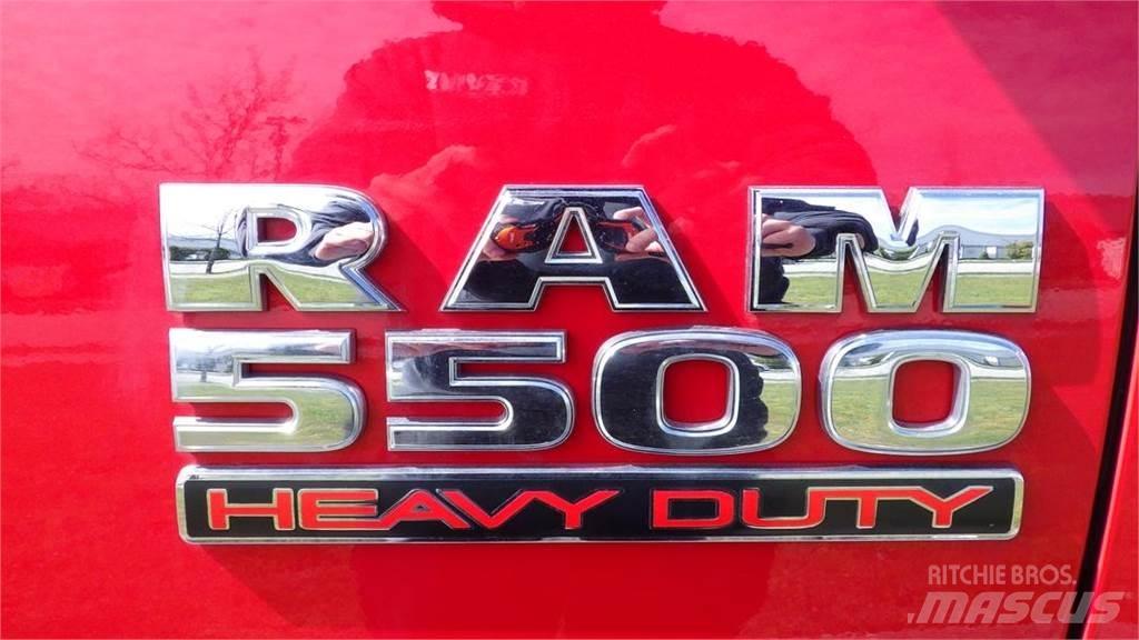RAM 5500 Valníky/Sklápěcí bočnice