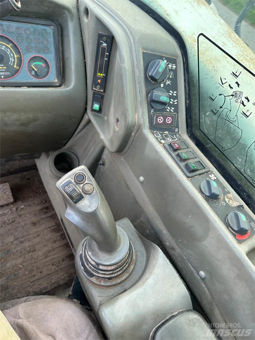 CLAAS K50 Teleskopické manipulátory