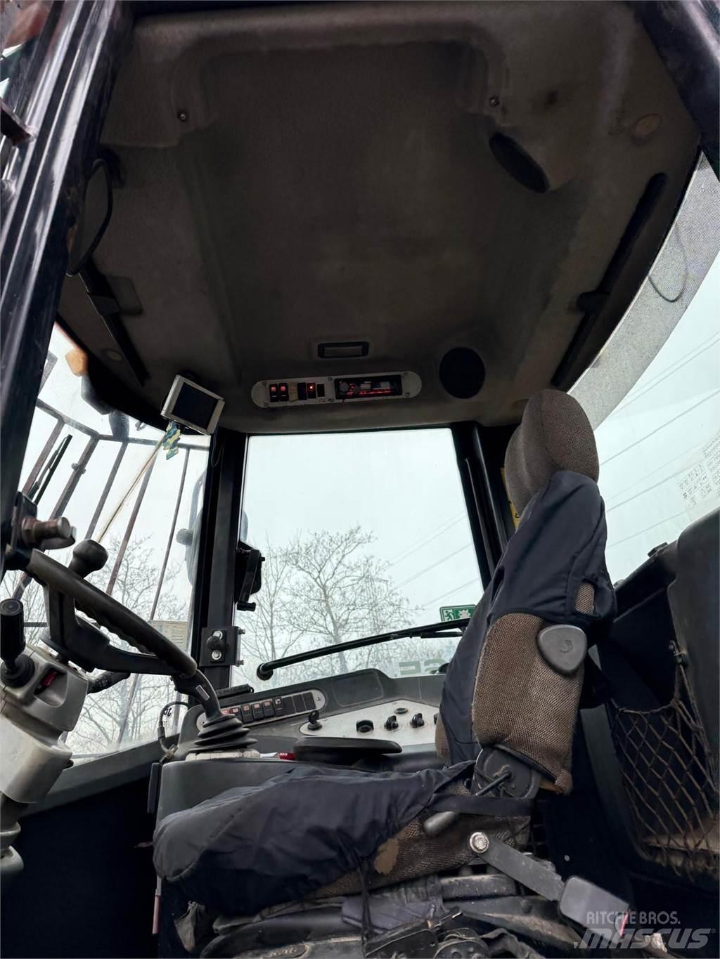 JCB 436HT Kolové nakladače