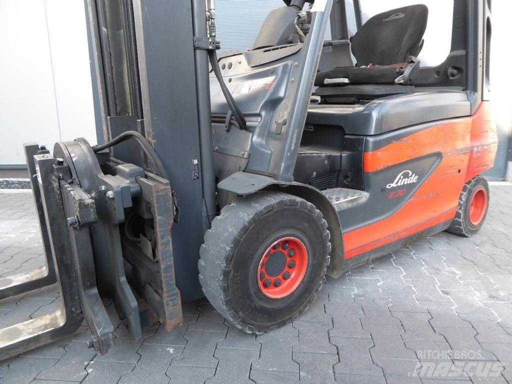 Linde E30-01 Akumulátorové vozíky