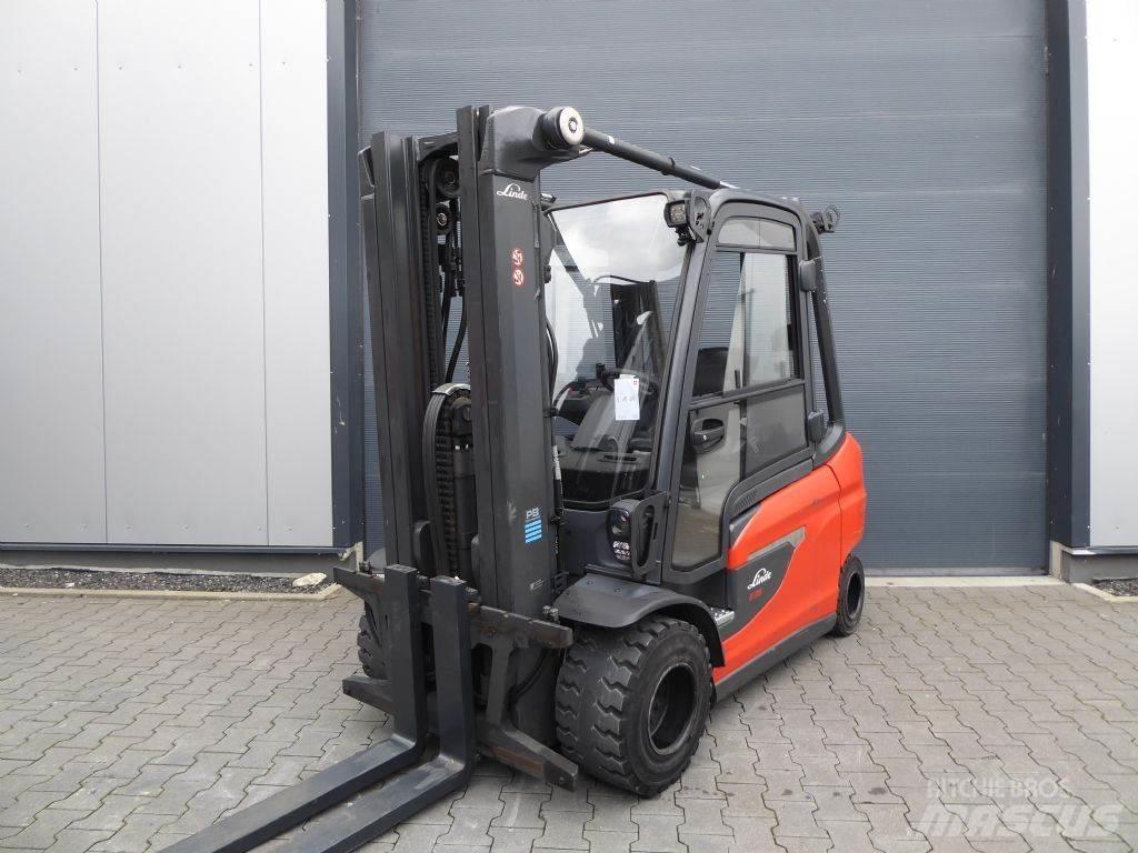 Linde E35L-01 Akumulátorové vozíky