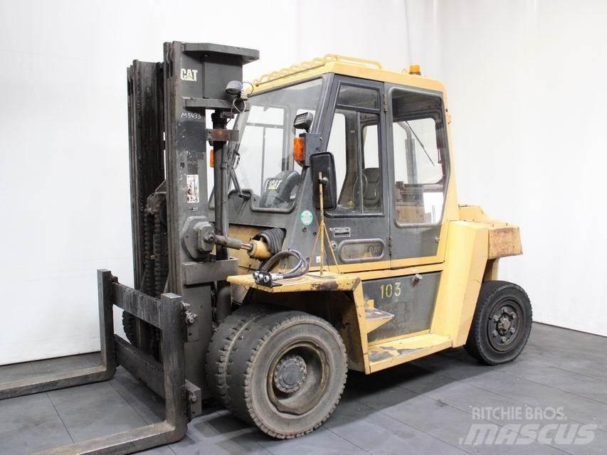 CAT DP 60 Dieselové vozíky