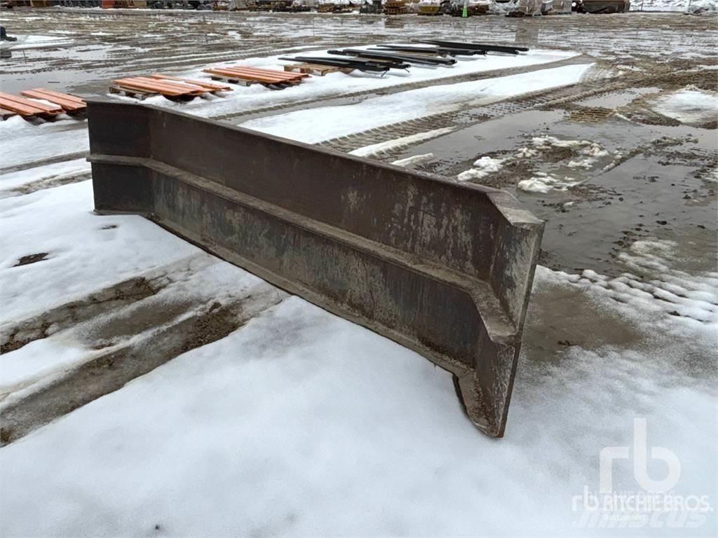  10 ft Další silniční a sněhové stroje