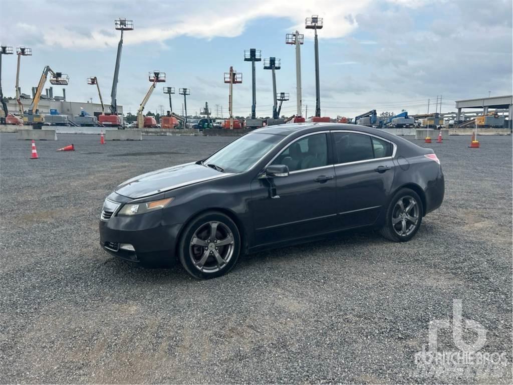 Acura TL Osobní vozy