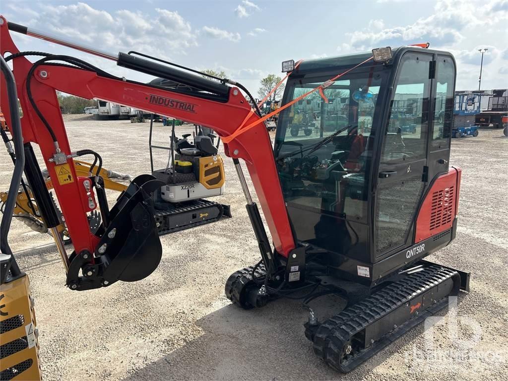 AGT QNT50R Mini rýpadla < 7t