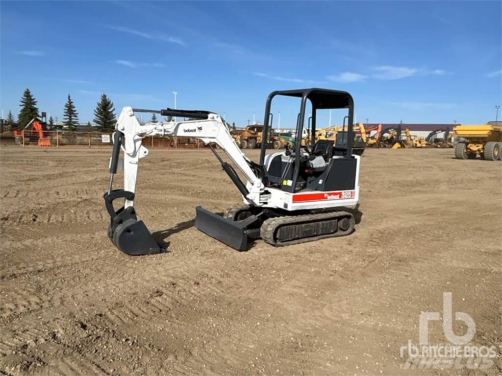 Bobcat 325 Mini rýpadla < 7t