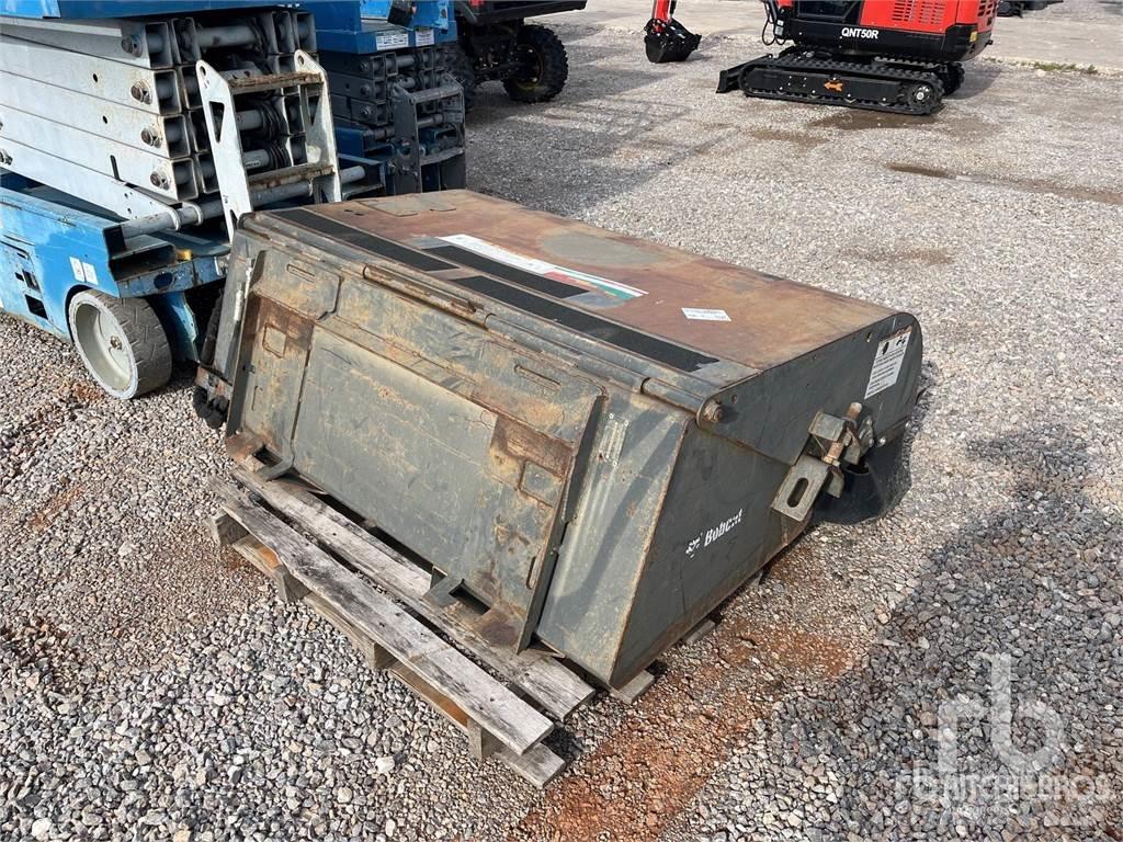 Bobcat 6707144 Zametací kartáče