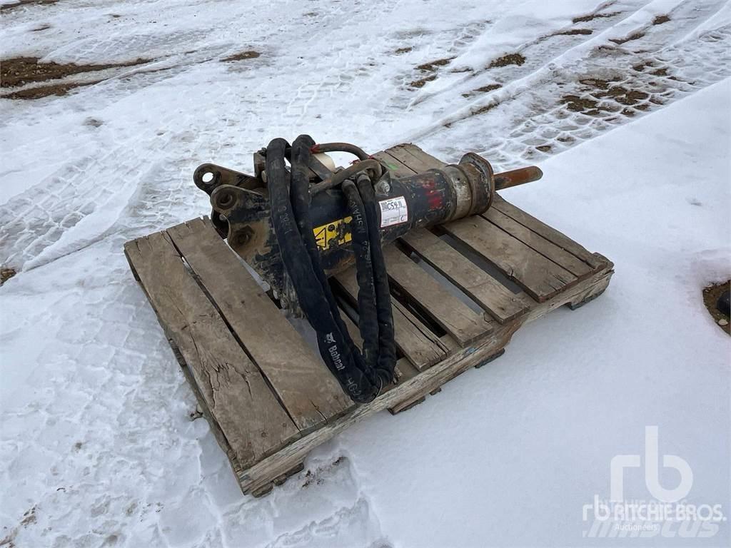 Bobcat HB680 Bourací kladiva / Sbíječky