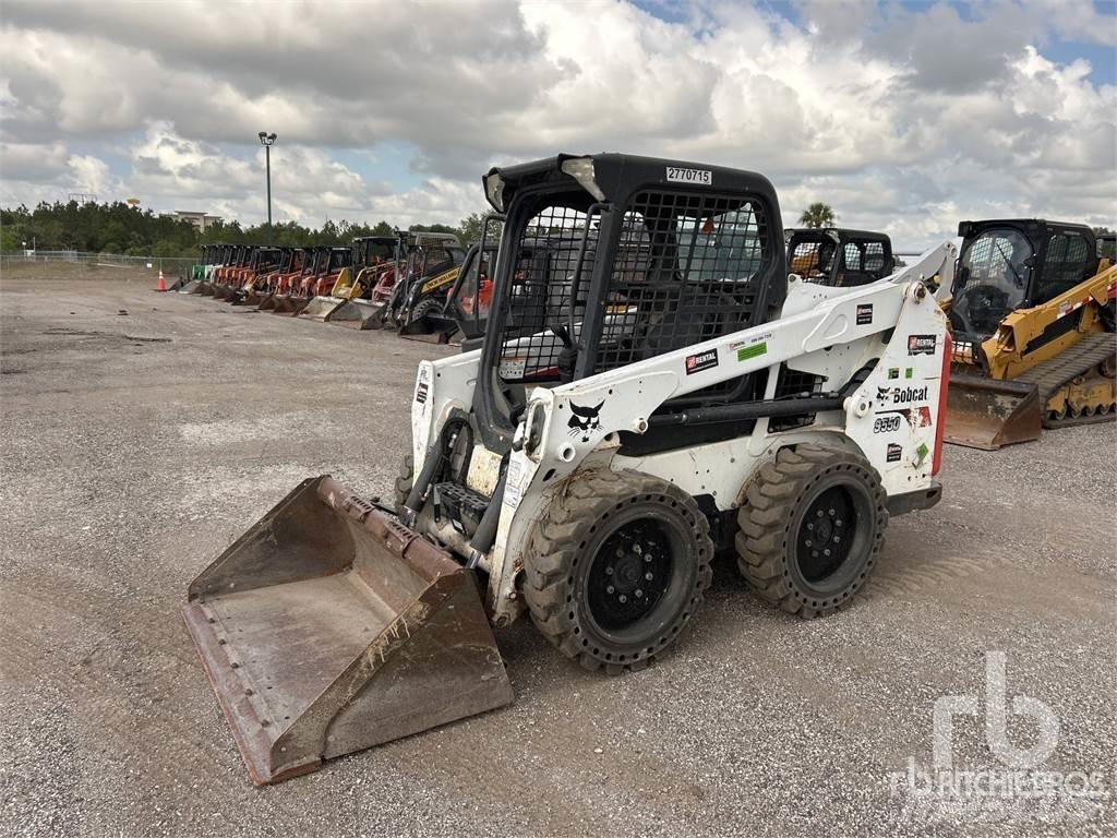 Bobcat S550 Smykem řízené nakladače
