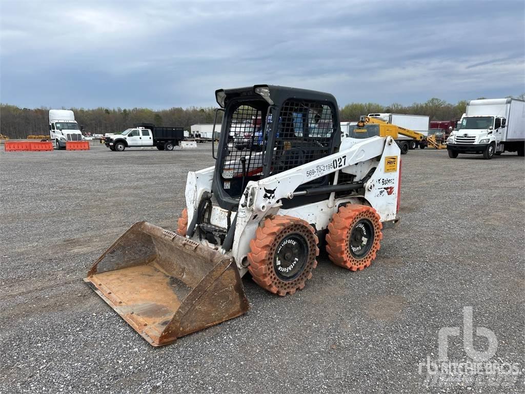 Bobcat S550 Smykem řízené nakladače