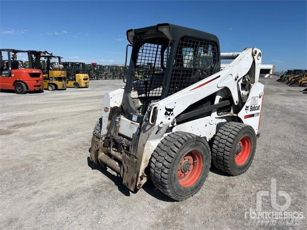 Bobcat S650 Smykem řízené nakladače