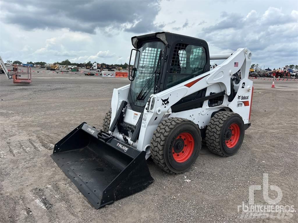 Bobcat S770 Smykem řízené nakladače