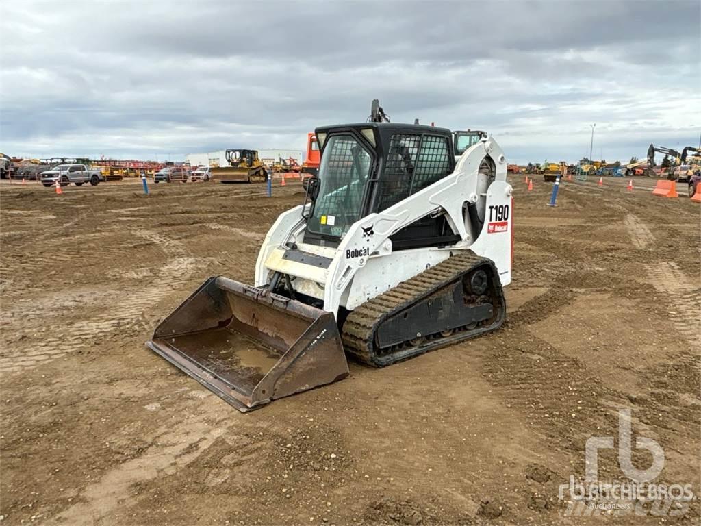 Bobcat T190 Smykem řízené nakladače
