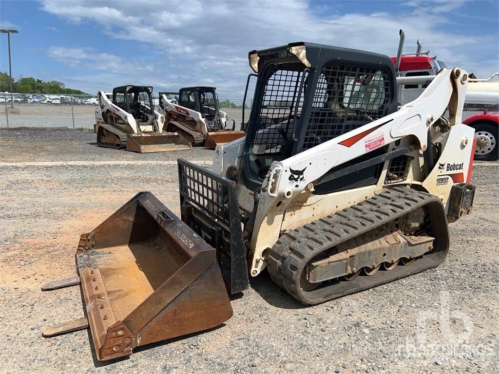Bobcat T595 Smykem řízené nakladače