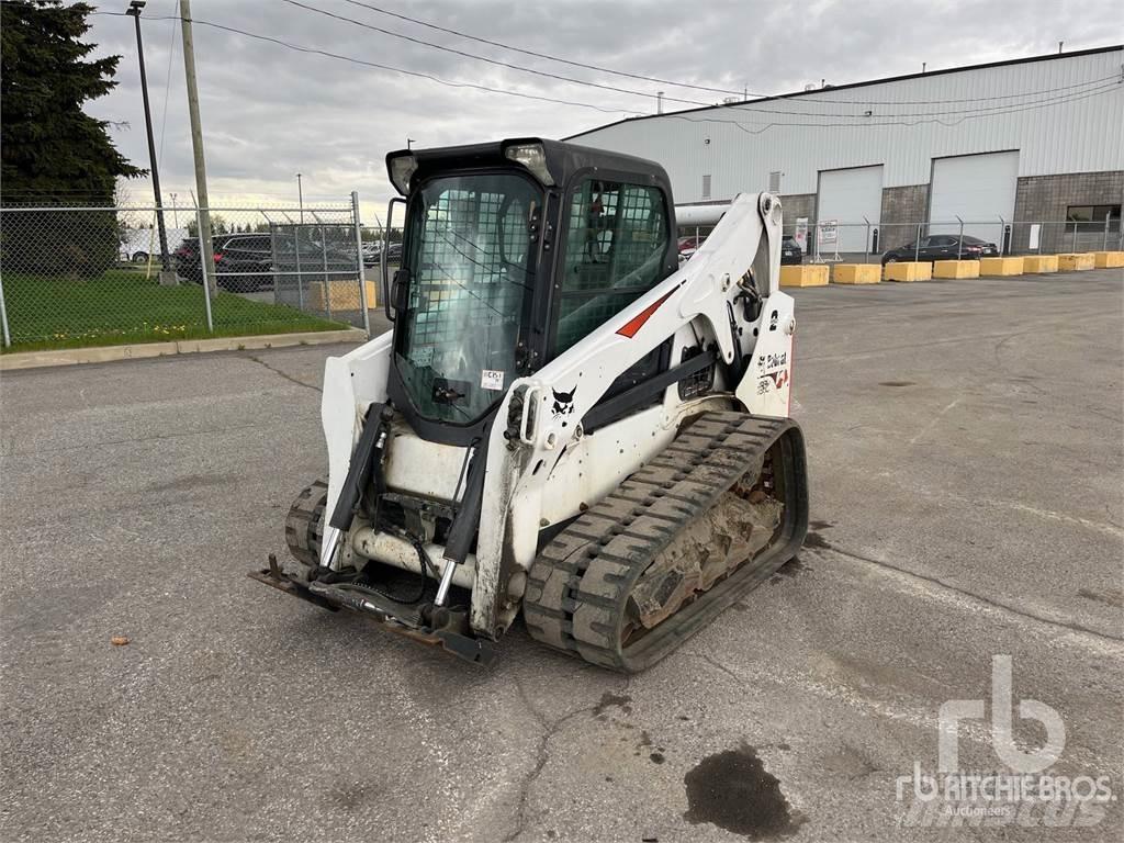 Bobcat T650 Smykem řízené nakladače
