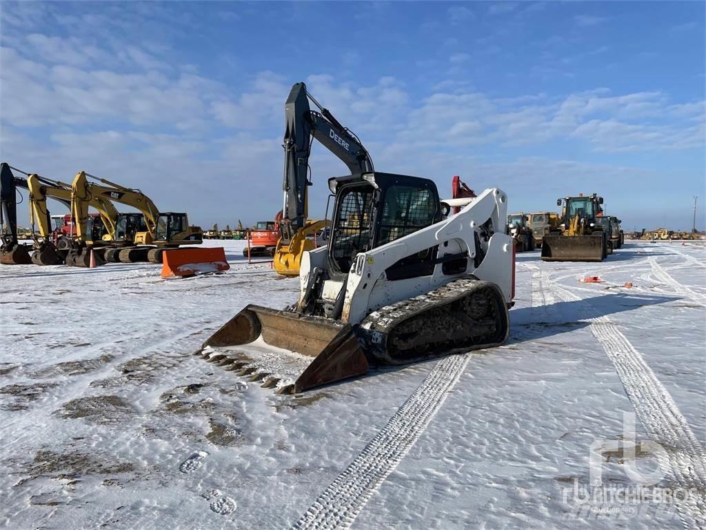 Bobcat T770 Smykem řízené nakladače
