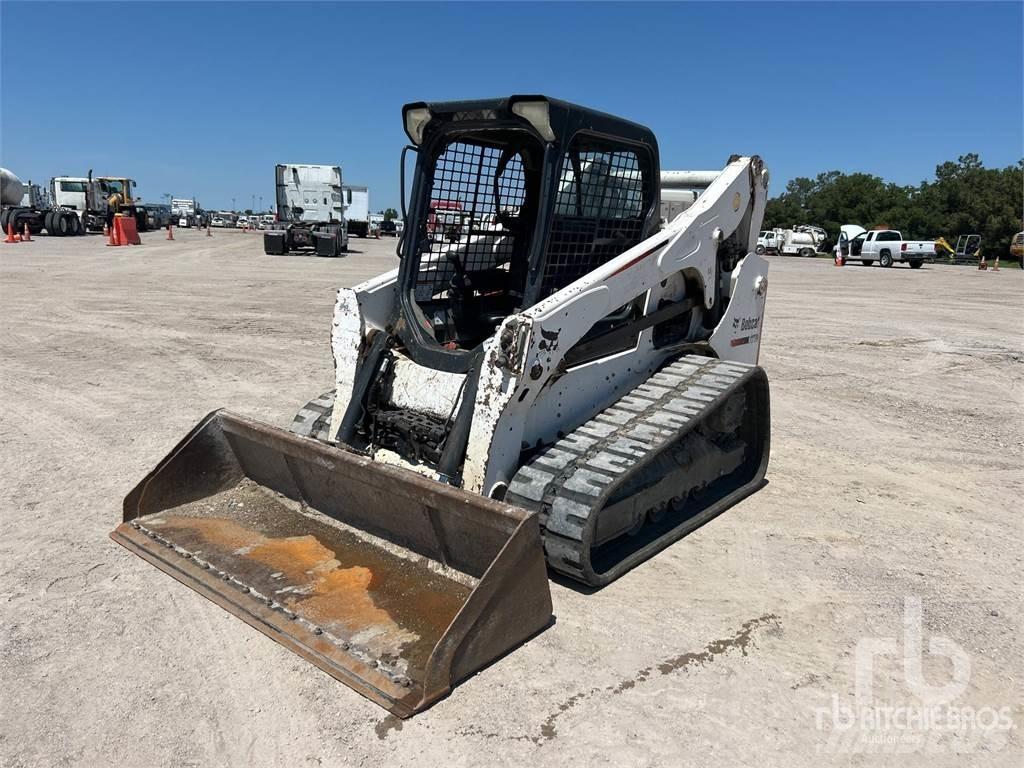 Bobcat T770 Smykem řízené nakladače