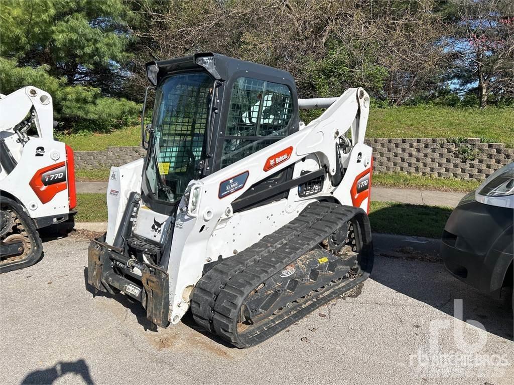 Bobcat T770 Smykem řízené nakladače