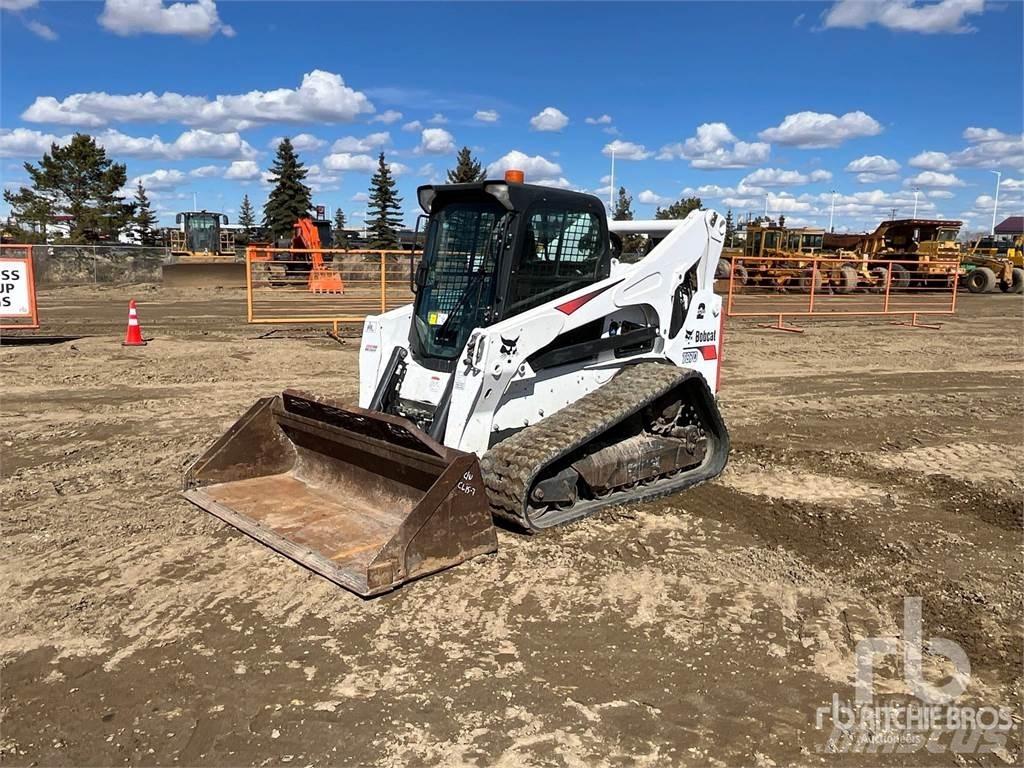 Bobcat T870 Smykem řízené nakladače