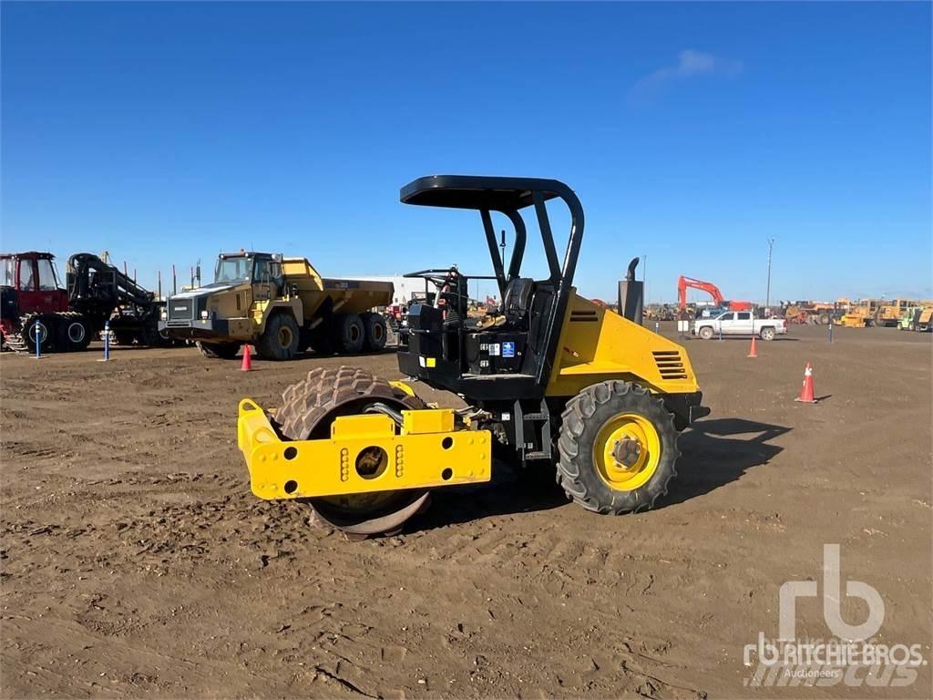 Bomag BW145PDH3 Skládkové kompaktory