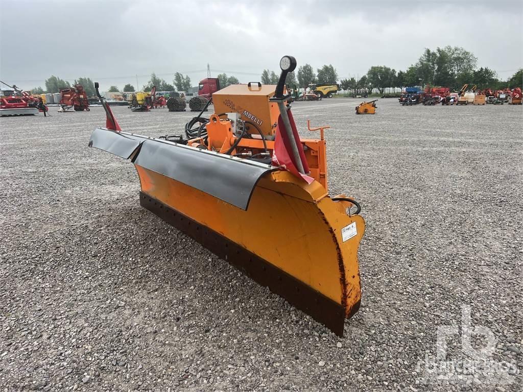  BOMBELLI AI-32 Další silniční a sněhové stroje