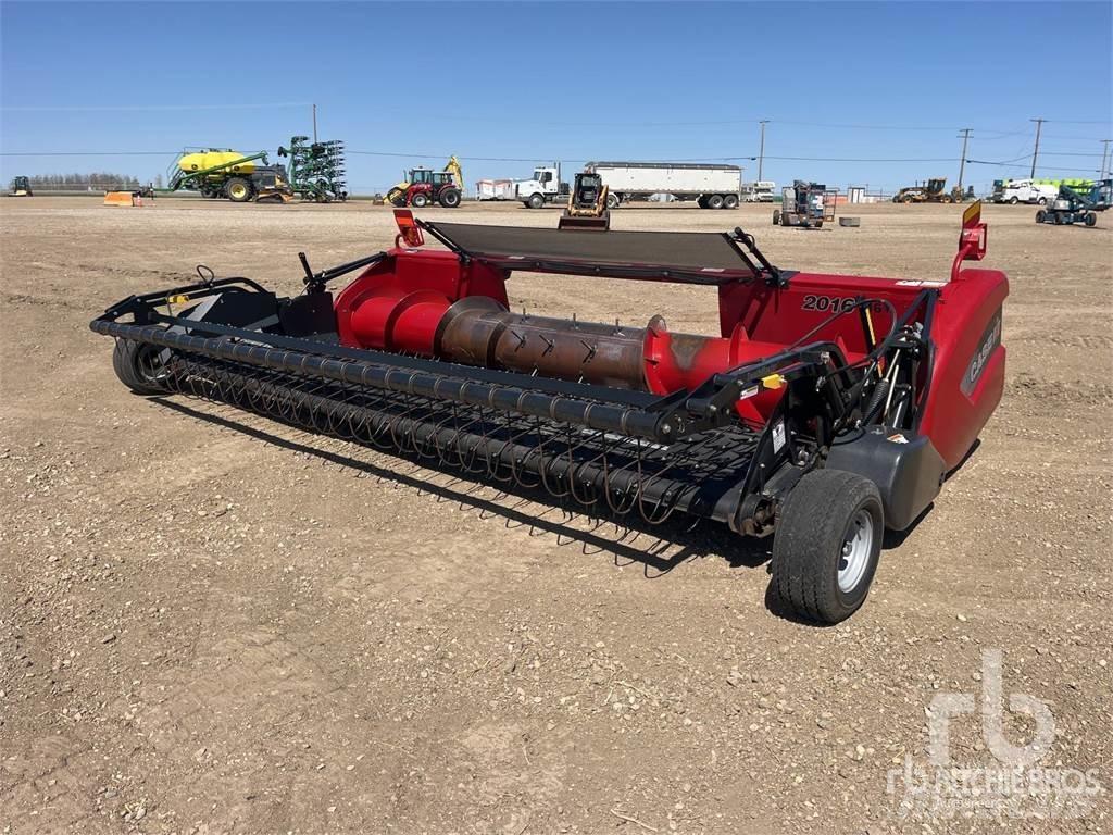 Case IH 2016 Kombajnové hlavice