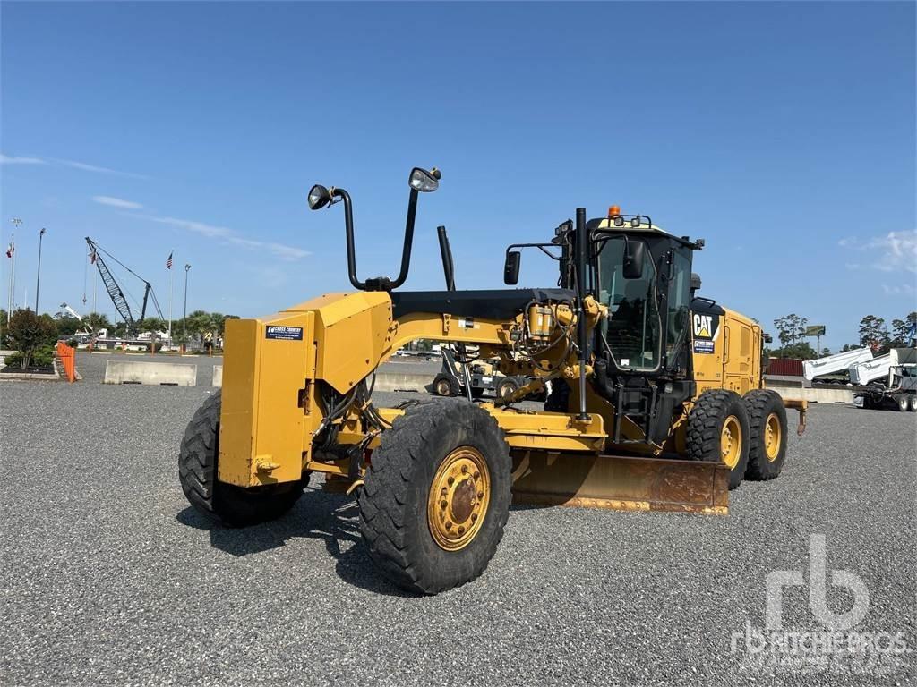 CAT 140M2 AWD Grejdry