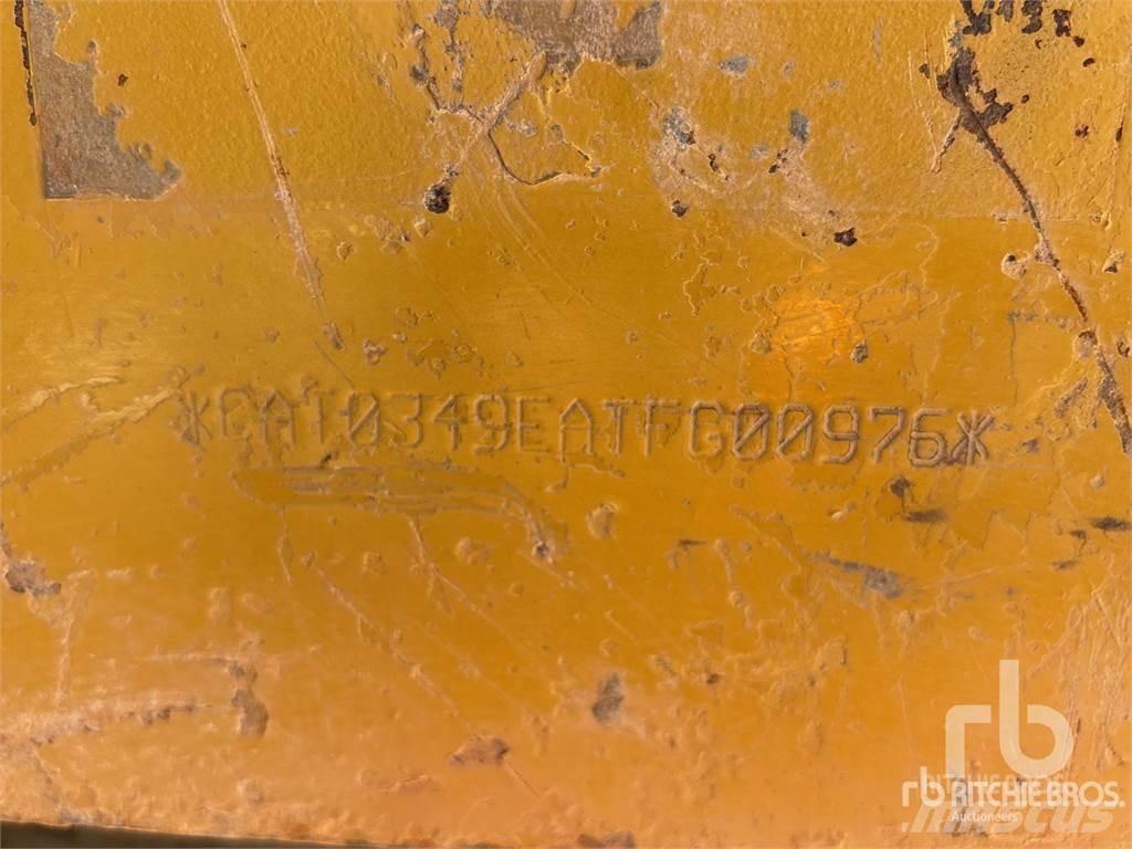 CAT 349E L Pásová rýpadla