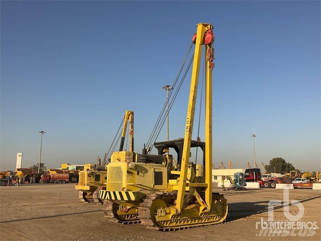 CAT 572E Pokladače potrubí