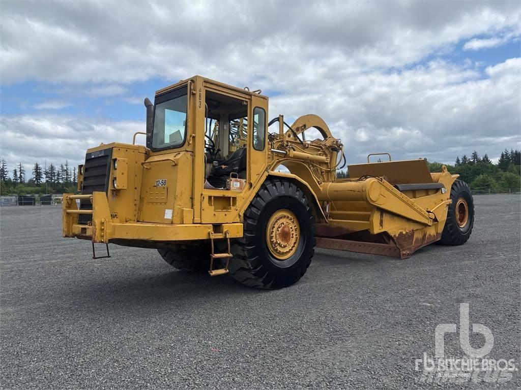 CAT 621F Skrejpry