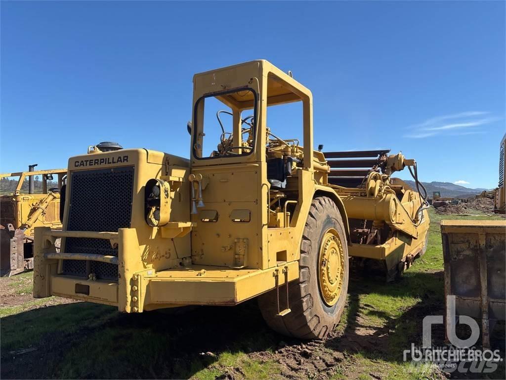 CAT 623B Skrejpry