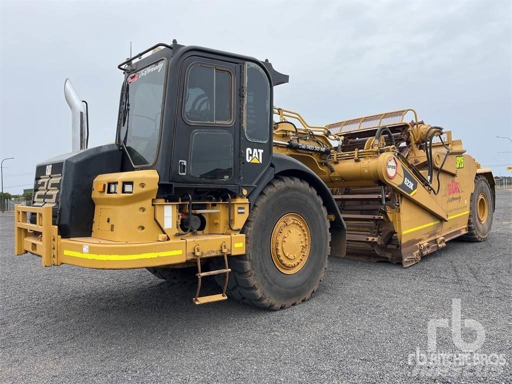 CAT 623K Skrejpry