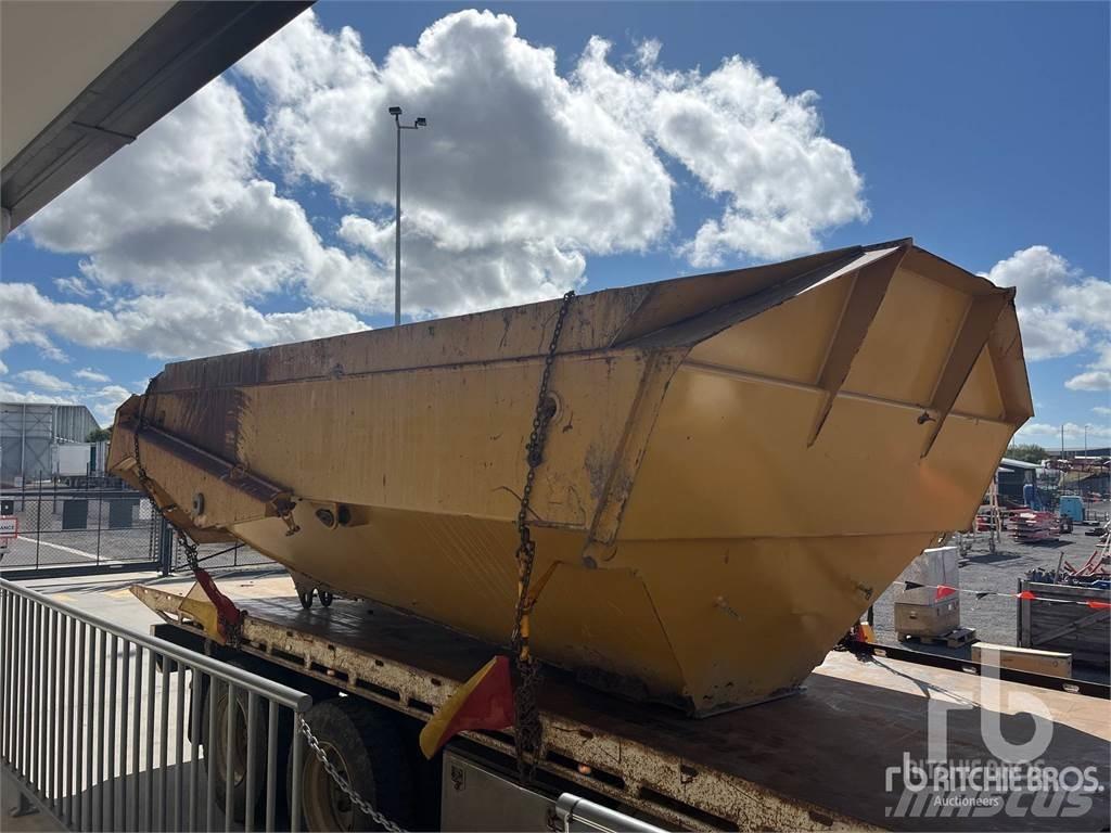 CAT 730C Kabiny a interiér