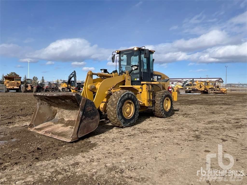 CAT 938H Kolové nakladače
