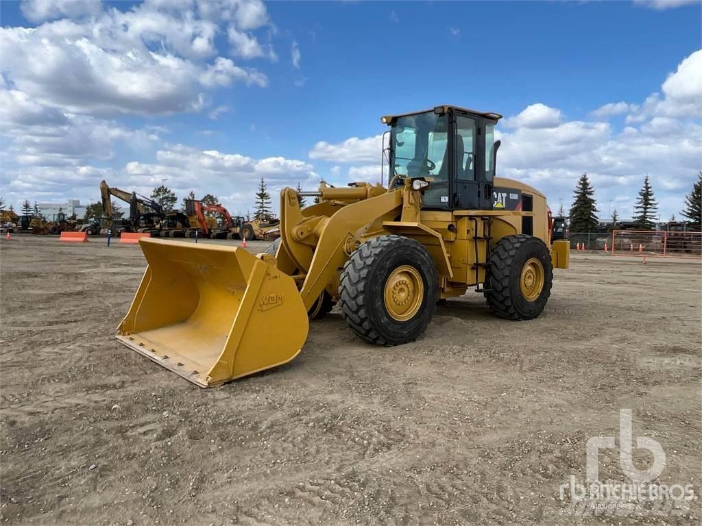 CAT 938H Kolové nakladače
