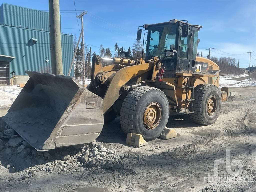 CAT 938H Kolové nakladače