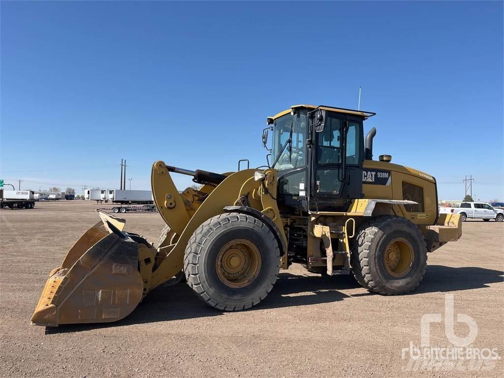 CAT 938M Kolové nakladače