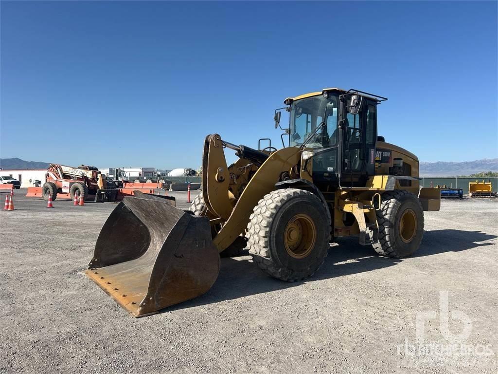 CAT 938M Kolové nakladače