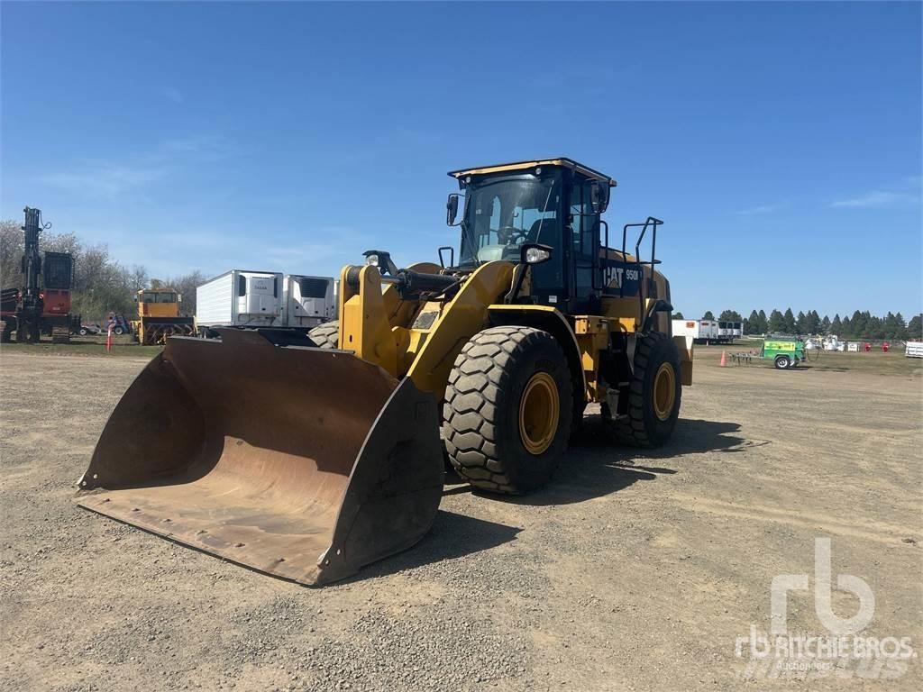 CAT 950M Kolové nakladače