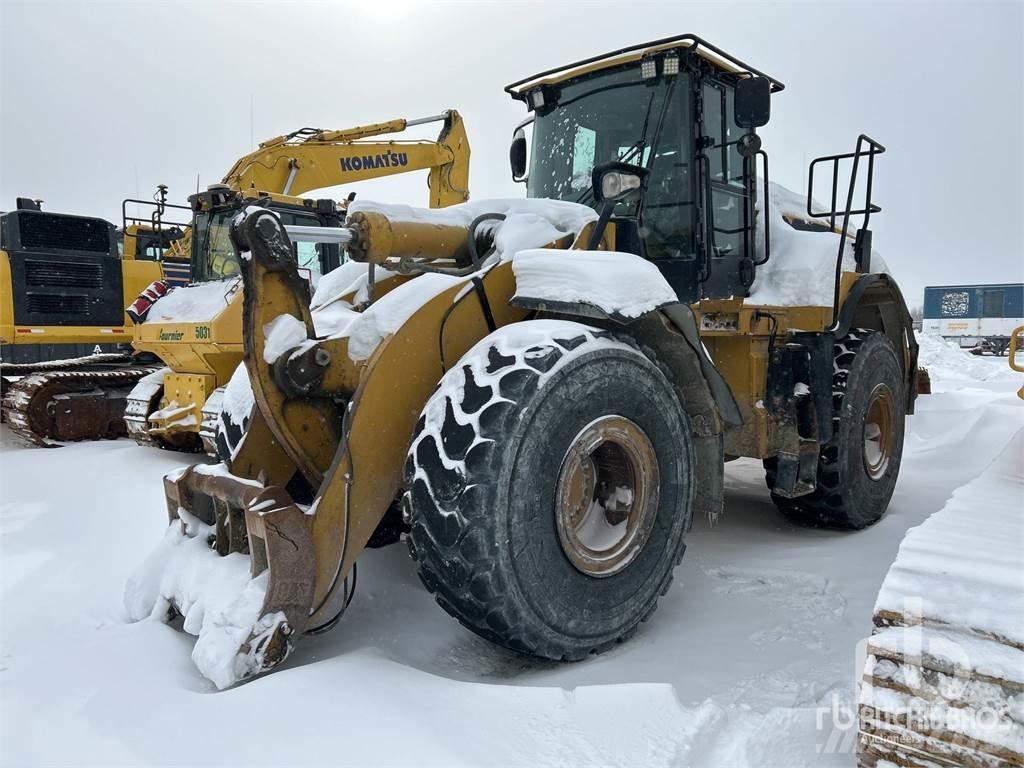 CAT 966K Kolové nakladače
