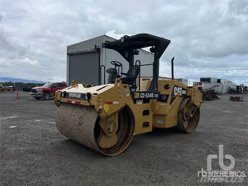 CAT CB-534D Tandemové válce