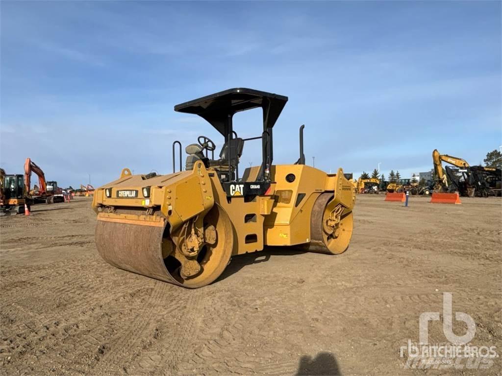 CAT CB564D Tandemové válce