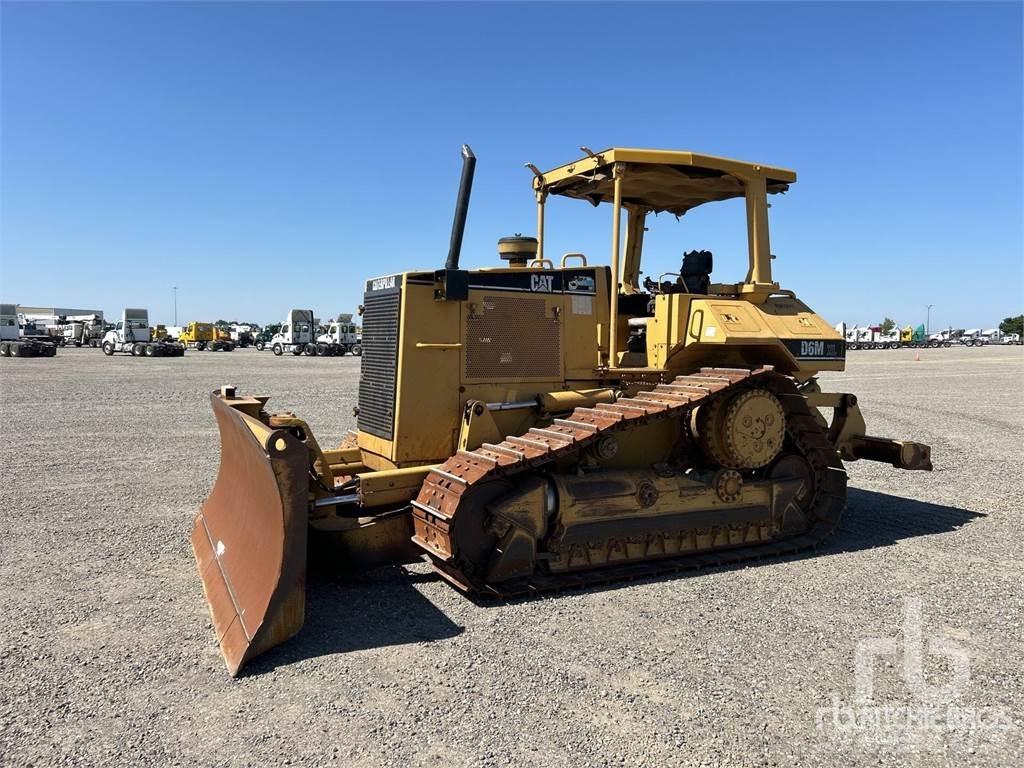 CAT D6M XL Pásové dozery